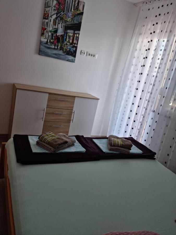 Appartments D&D Peroj Extérieur photo