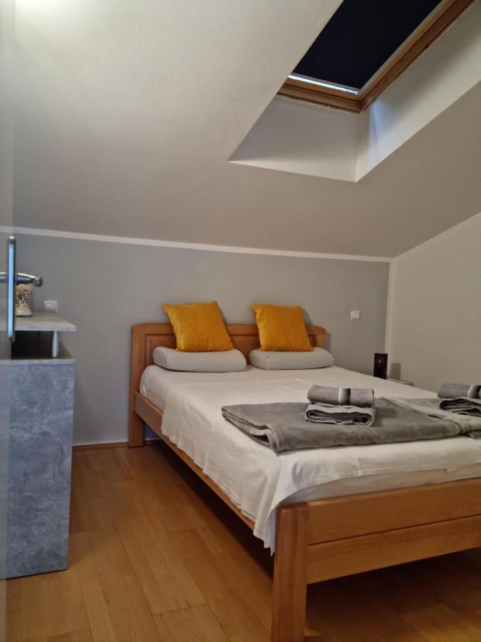Appartments D&D Peroj Extérieur photo
