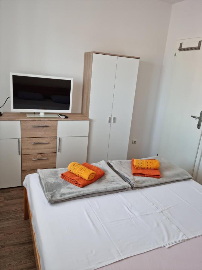 Appartments D&D Peroj Extérieur photo