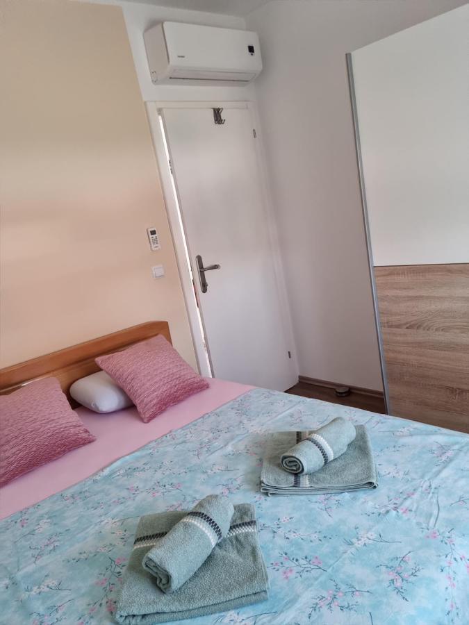 Appartments D&D Peroj Extérieur photo