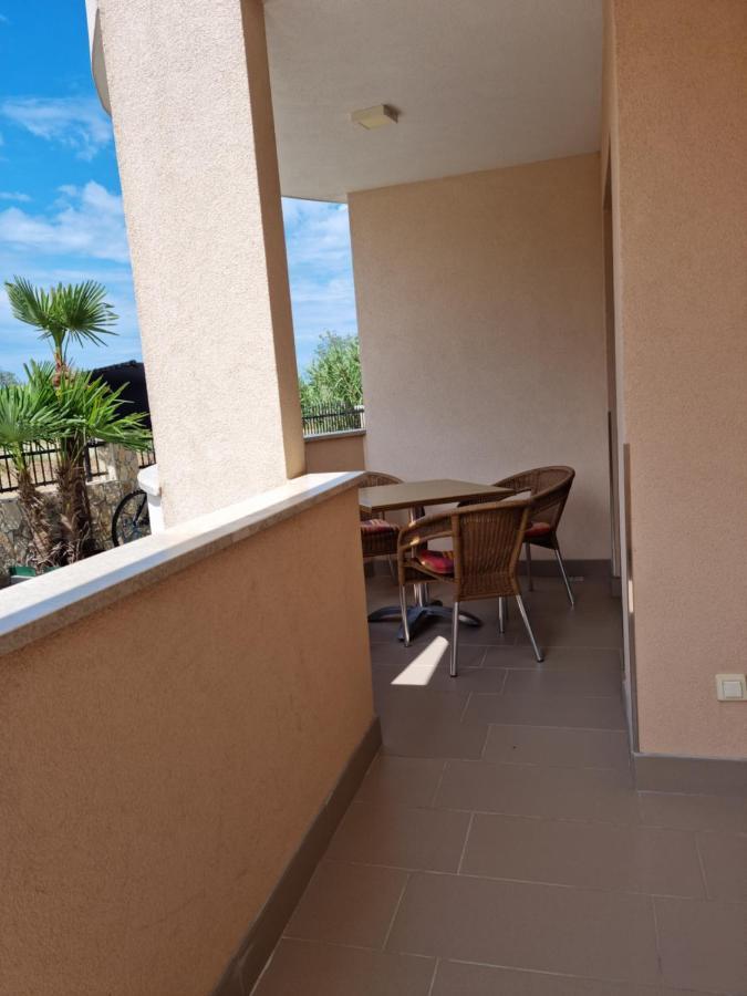 Appartments D&D Peroj Extérieur photo