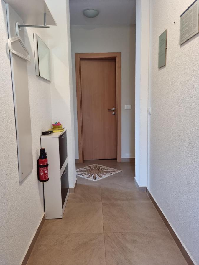Appartments D&D Peroj Extérieur photo